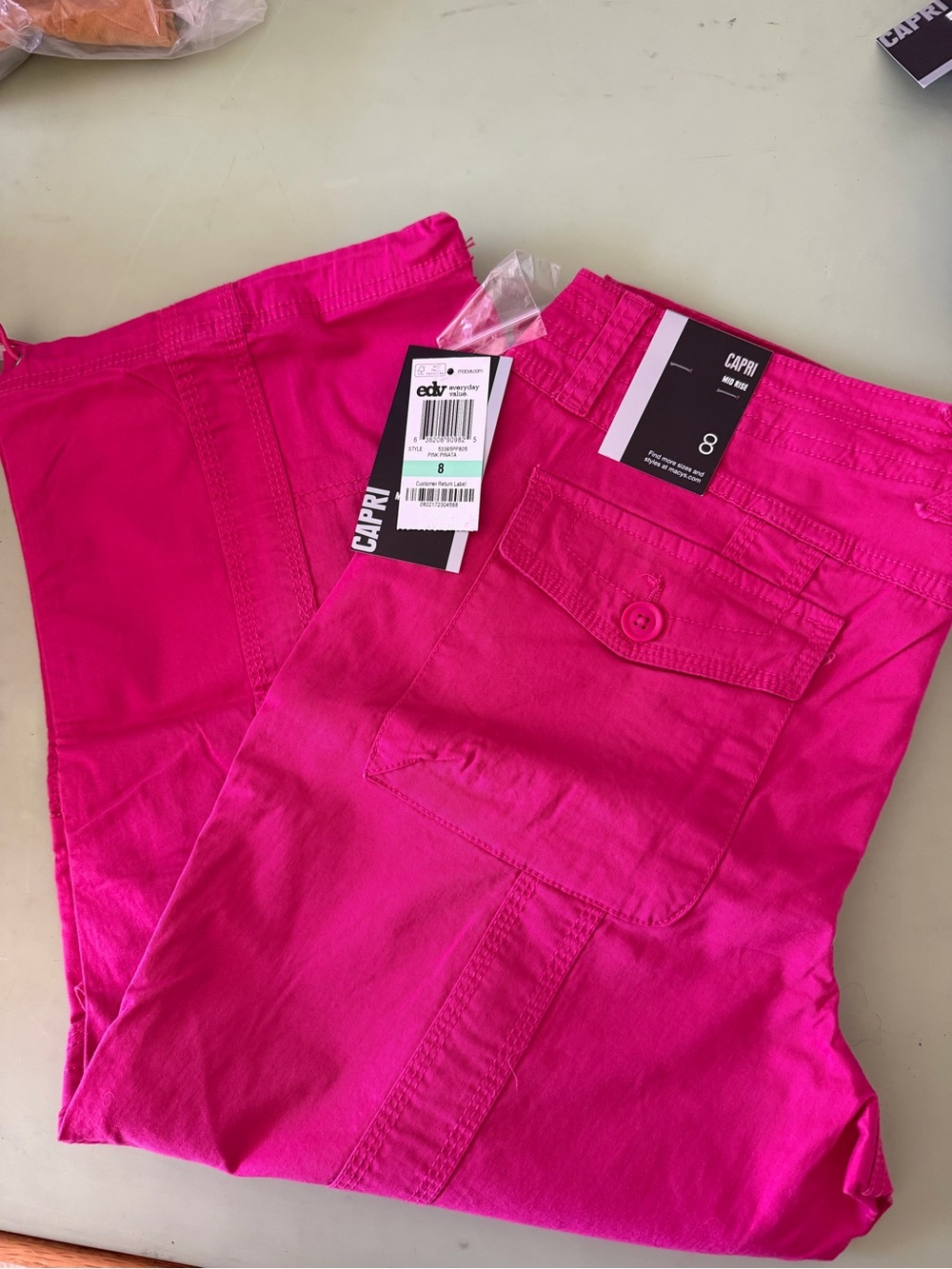 Style & Co Mid Rise Capri w/Drawstrings Size 8 - Picture 2 of 2